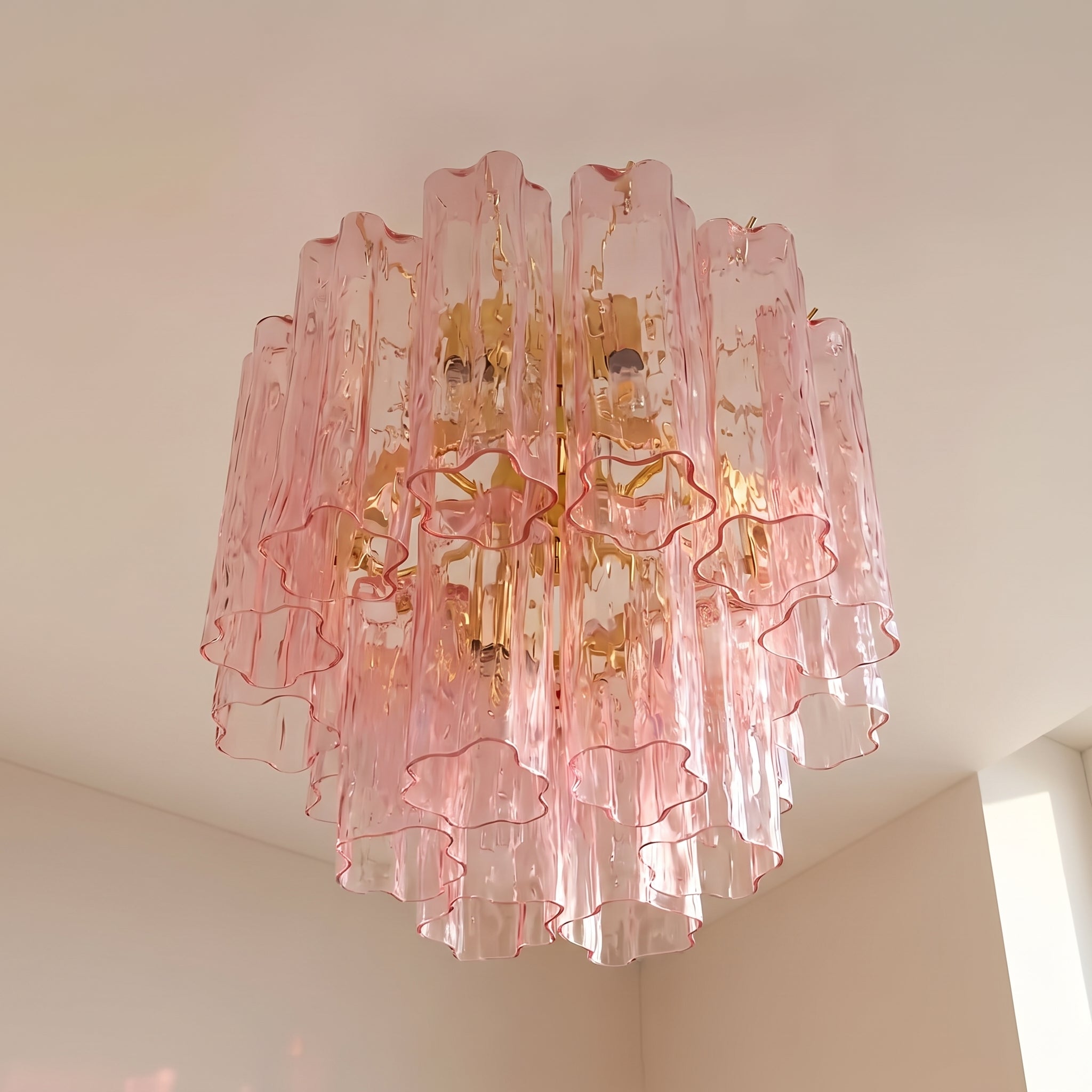 Lustre Aurora style Murano rose et doré – LIVO (vue 3)