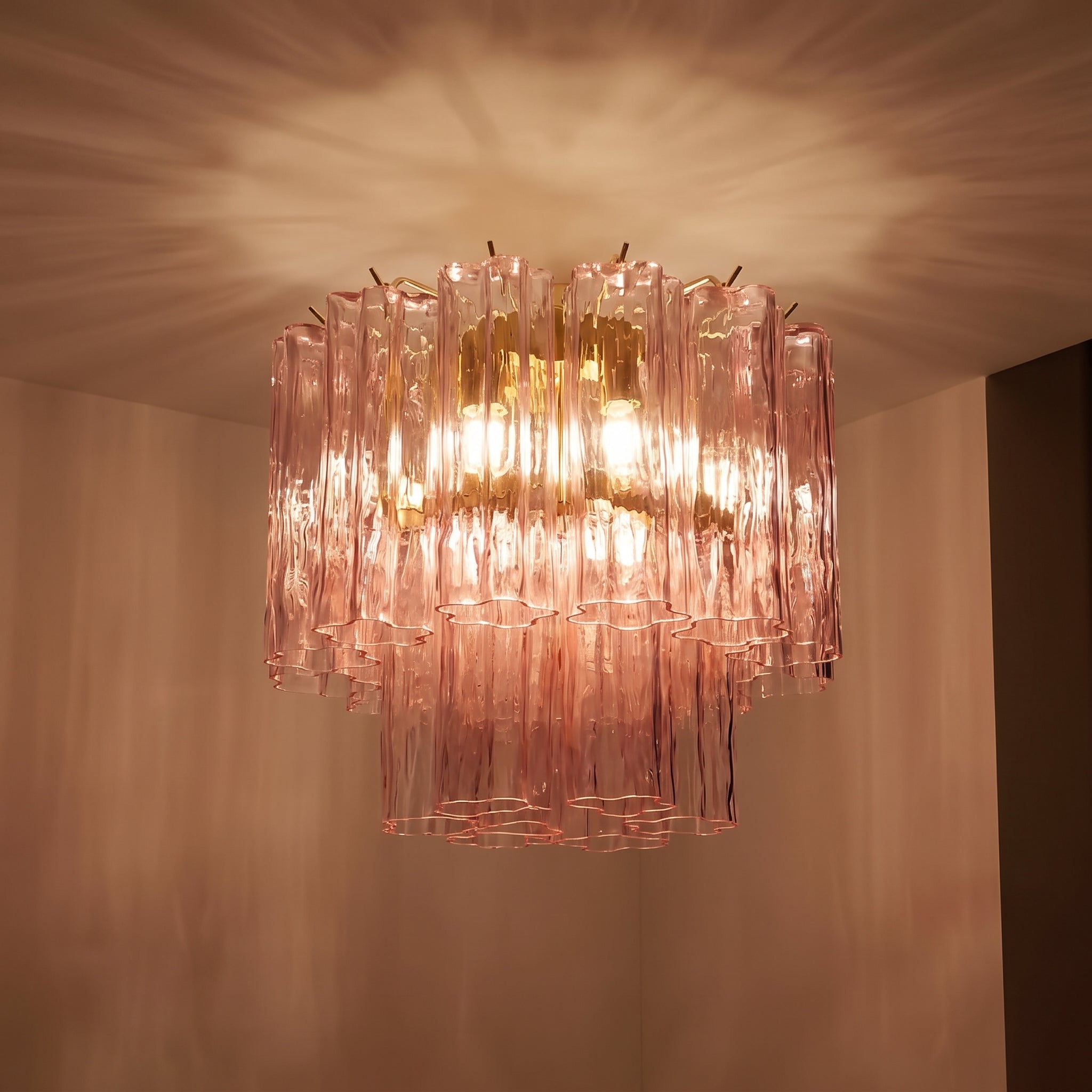Lustre Aurora style Murano rose et doré – LIVO (vue 4)