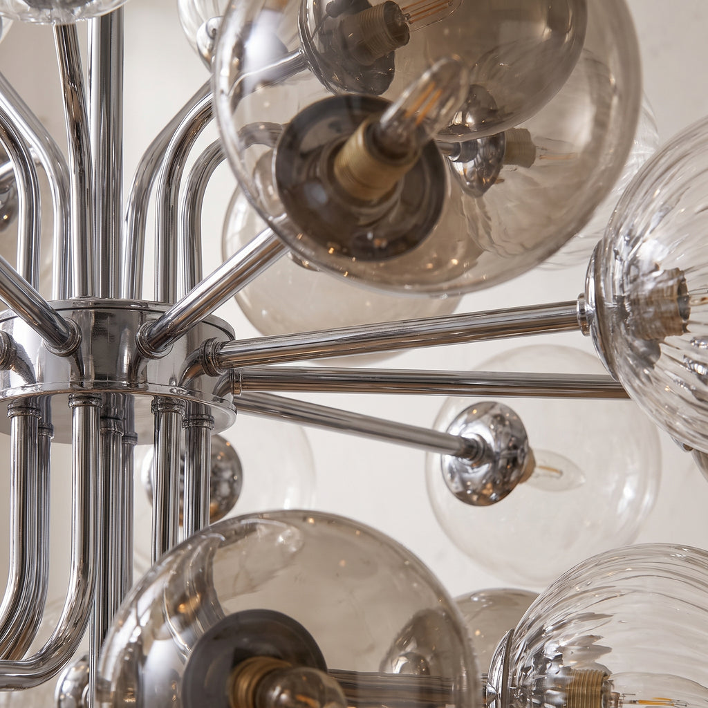 Lustre Bruma style Murano, boules de verre gris fumé – LIVO (vue 3)