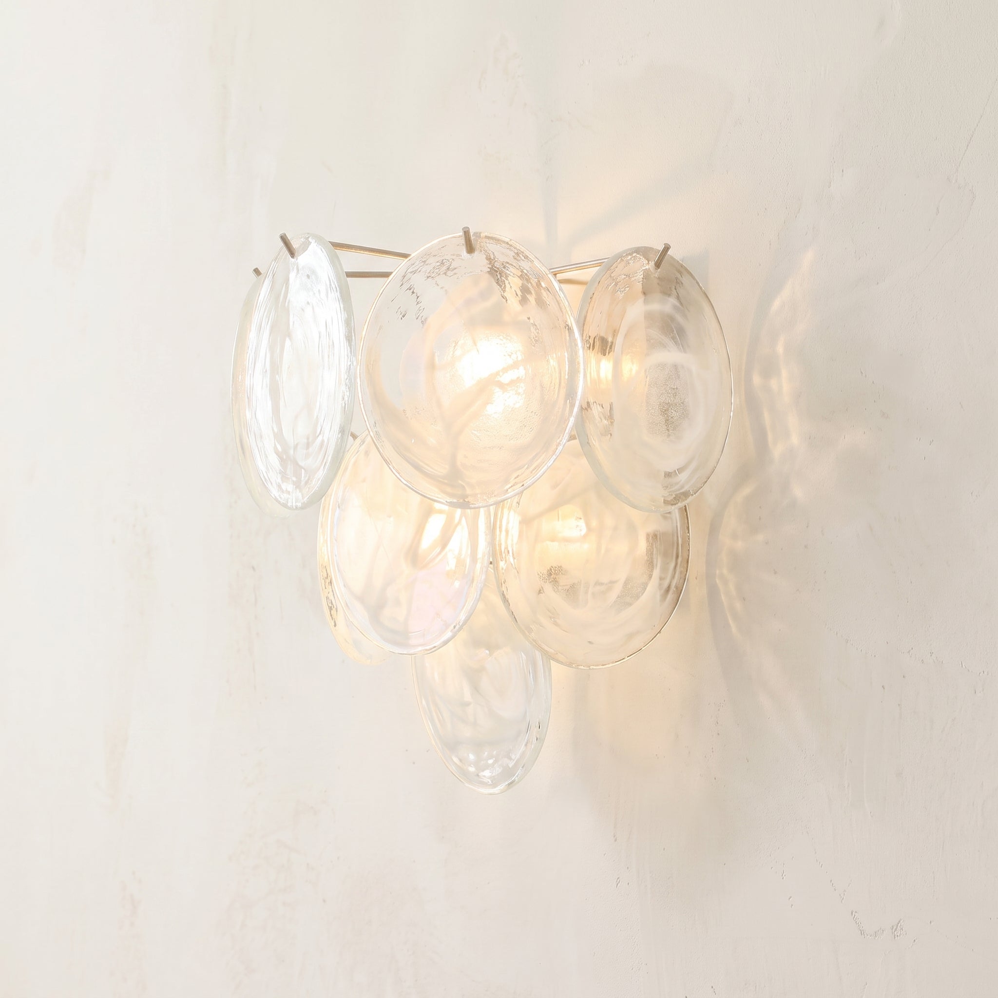 Applique murale Opalina style Murano, disques irisés blancs – LIVO