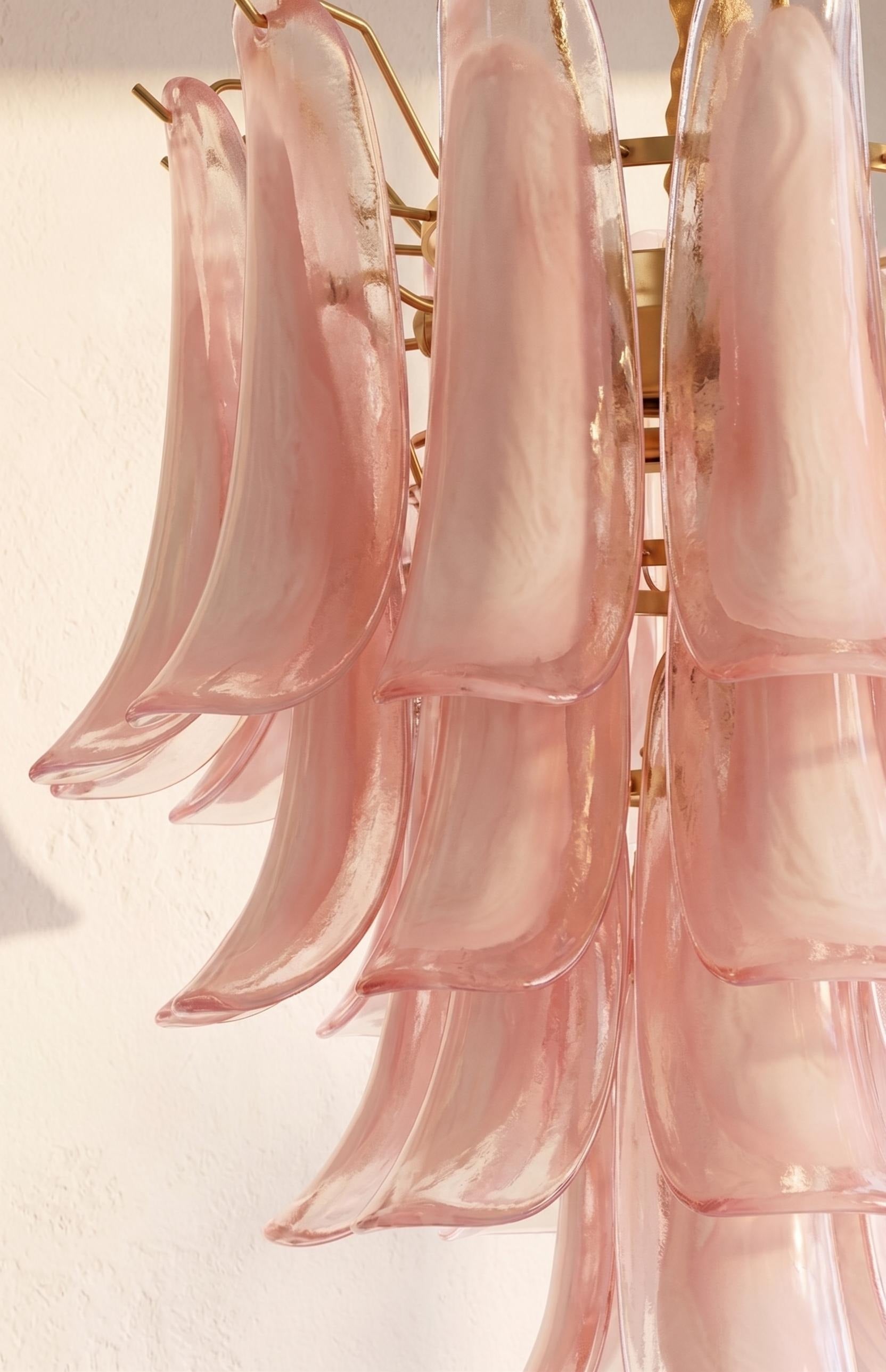Lustre Rosalba style Murano rose à pétales – LIVO (vue 2)